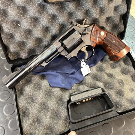 Smith & Wesson 19-3 357m 6" rif.e198-9